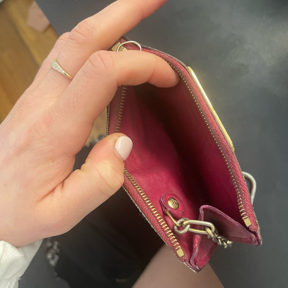 Louis Vuitton Keychain Wallet - Picture 6 of 6